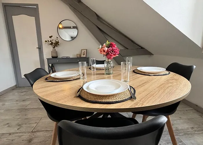 Proche Centre - Parking Securise